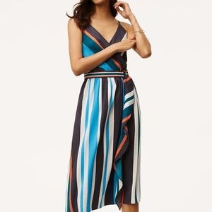 LOFT NWT Faux wrap belted dress